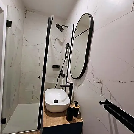 Lux 4*